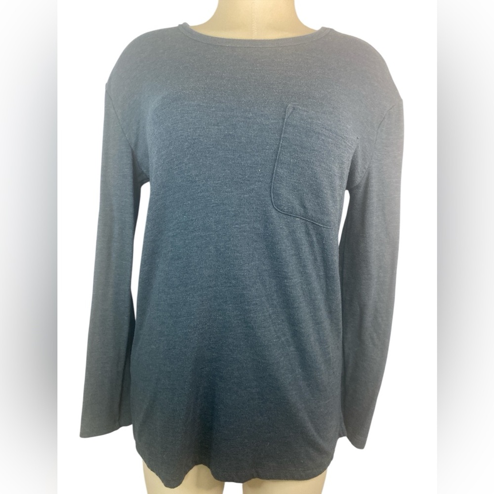 Magellan Outdoors (Lot of 2) Blue and Green Long Sleeve Tops Women’s Medium